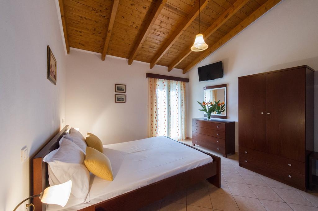 Kefalas Apartments Parga Luaran gambar